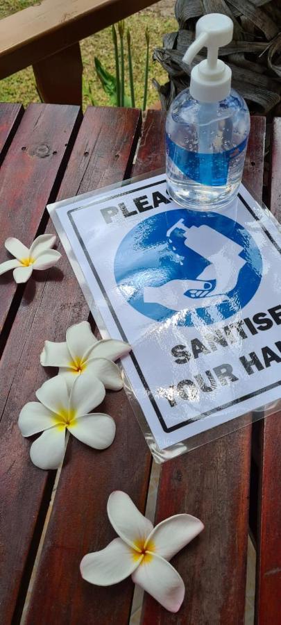 Chez Lester Baie Sainte Anne Luaran gambar